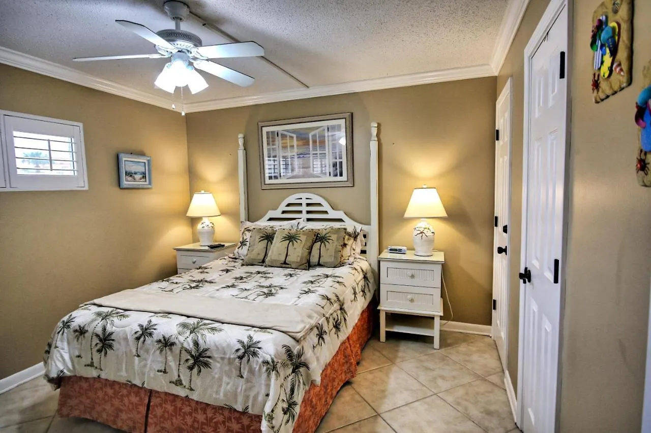 Holiday home Holiday Surf And Racquet Unit 113 Destin